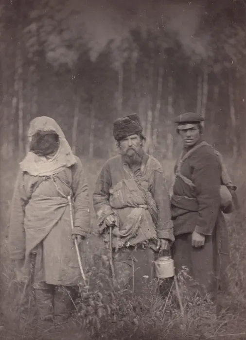 Framed Print : Siberia, Three escaped convicts standing in field, original title: Runaway Siberian convicts, photograph, 1885-1886