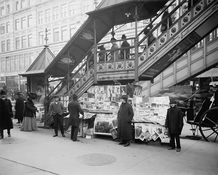 Framed Print : A sidewalk newsstand in New York City located at the entrance stairway to the elevated train. 1903. LC-D401-16161