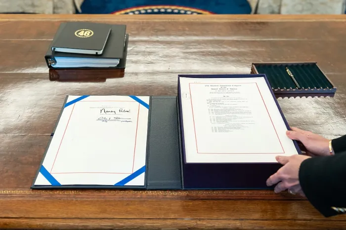 Framed Print : Signatures of House Speaker Nancy Pelosi, Senate Majority Leader Charles Chuck Schumer