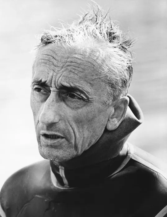 Framed Print : THE SILENT WORLD, (aka LE MONDE DU SILENCE), Jacques Cousteau, 1956