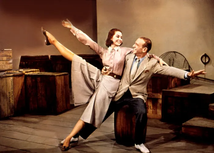 Framed Print : SILK STOCKINGS, Cyd Charisse, Fred Astaire, 1957, dancing Framed Print : SILK STOCKINGS, Cyd Charisse, Fred Astaire, 1957, dancing
