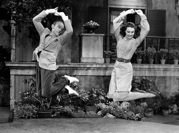 Framed Print : SILK STOCKINGS, Fred Astaire, Cyd Charisse, 1957