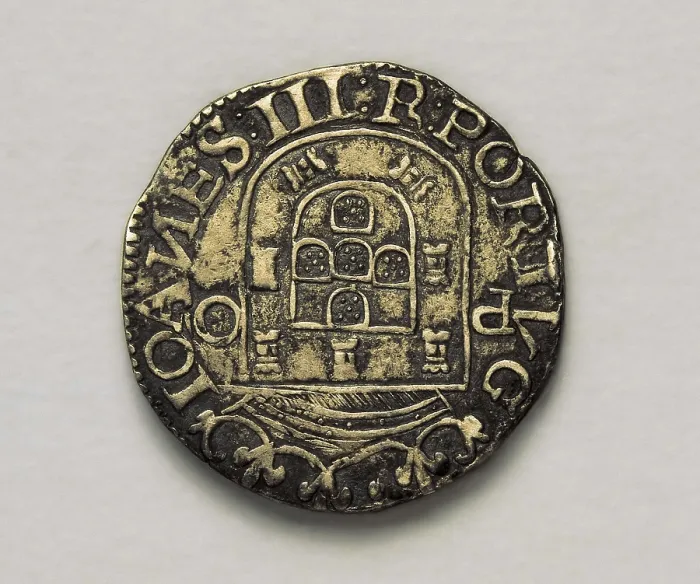 Framed Print : Silver piece of John III of Portugal (1521). Obverse. Coin. AISA / Everett Collection**US SALES ONLY**