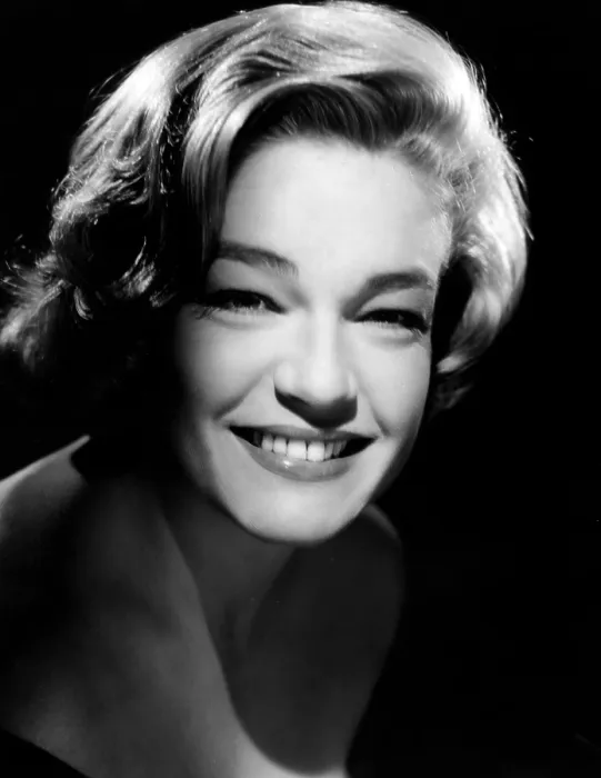 Framed Print : Simone Signoret, 1958 Framed Print : Simone Signoret, 1958