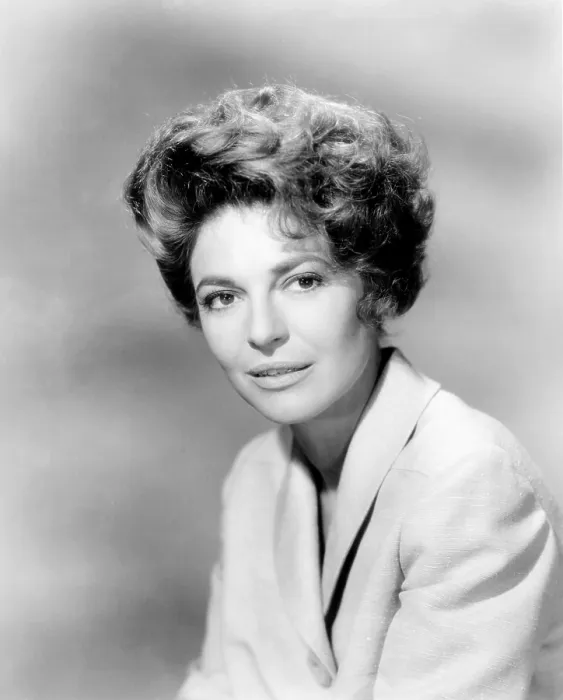 Framed Print : THE SLENDER THREAD, Anne Bancroft, 1965 Framed Print : THE SLENDER THREAD, Anne Bancroft, 1965