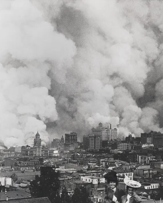 Framed Print : Smoke billows over San Francisco in the 3-day fire that followed the earthquake of April 18, 1906 Framed Print : Smoke billows over San Francisco in the 3-day fire that followed the earthquake of April 18, 1906
