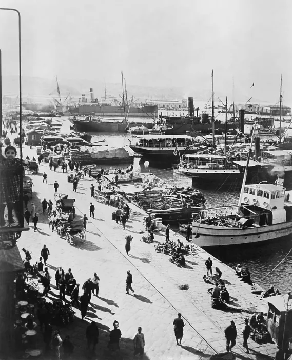 Framed Print : Smyrna, known today as Izmir, Turkey, in the 1910s. The port citys thriving Greek section was near the harbor, while the Turkish section was further inland (BSLOC_2017_1_167) Framed Print : Smyrna, known today as Izmir, Turkey, in the 1910s. The port citys thriving Greek section was near the harbor, while the Turkish section was further inland (BSLOC_2017_1_167)