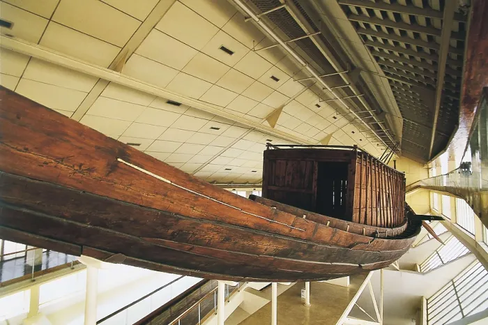 Framed Print : Solar boat. 25th c. BC. Solar boat. Egyptian art. Old Kingdom. EGYPT. Giza. Solar Boat Museum. Proc: EGYPT. Giza. Great Pyramid of Giza (Khufu's Pyramid)