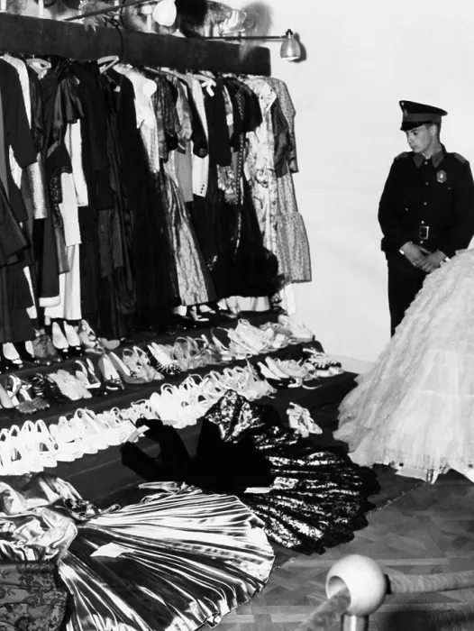 Framed Print : Soldier guards the late Eva Peron's luxury after the overthrow of Argentina's dictator Juan Peron Framed Print : Soldier guards the late Eva Peron's luxury after the overthrow of Argentina's dictator Juan Peron