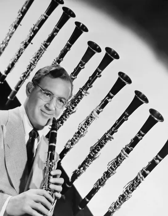Framed Print : A SONG IS BORN, Benny Goodman, 1948