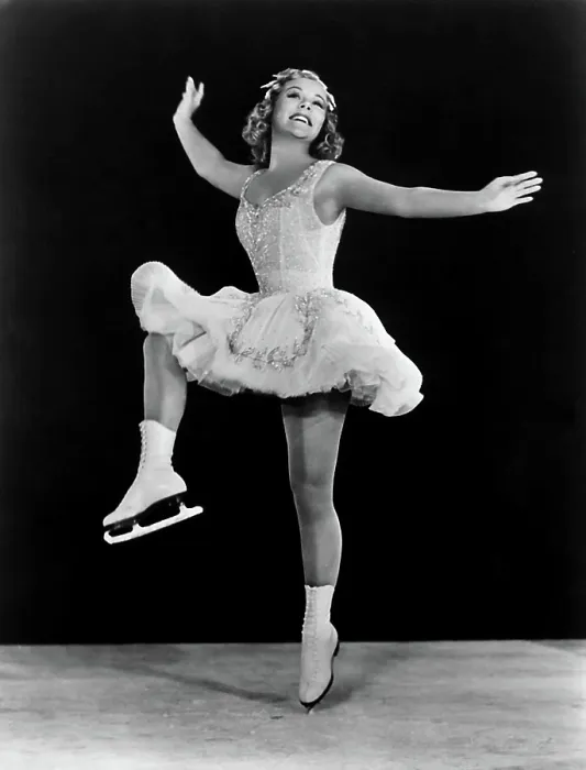 Framed Print : SONJA HENIE in the Hollywood Ice Revue of 1940-1941