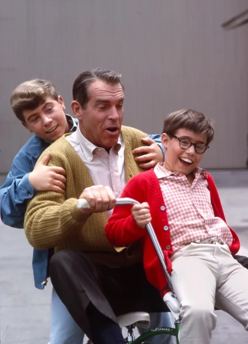 Framed Print : MY THREE SONS, from left: Stanley Livingston, Fred MacMurray, Barry Livingston, 1960-72