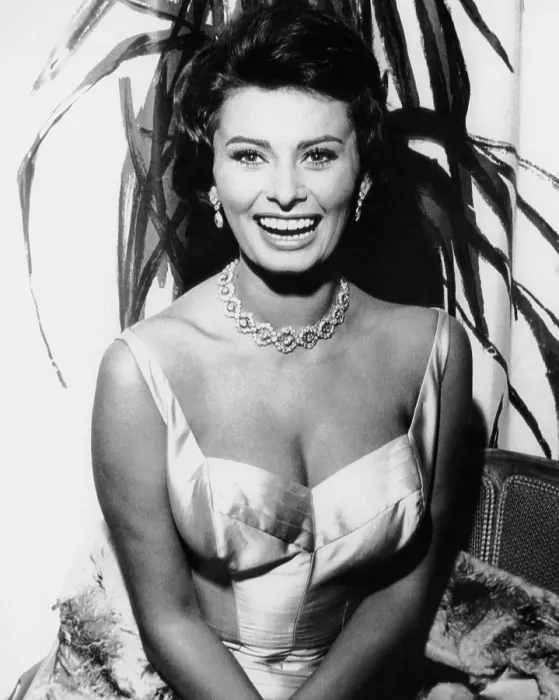 Framed Print : Sophia Loren, ca. late 1950s