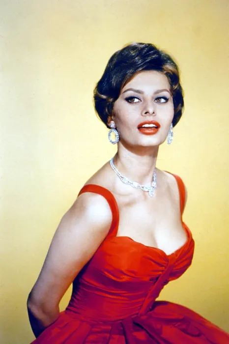 Framed Print : SOPHIA LOREN, late 1950s Framed Print : SOPHIA LOREN, late 1950s