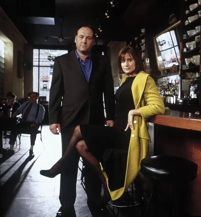Framed Print : THE SOPRANOS, from left: James Gandolfini, Lorraine Bracco, (1999), 1999-2007