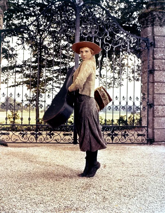 Framed Print : THE SOUND OF MUSIC, Julie Andrews, 1965, TM & Copyright 20th Century Fox Film Corp. All rights reserved