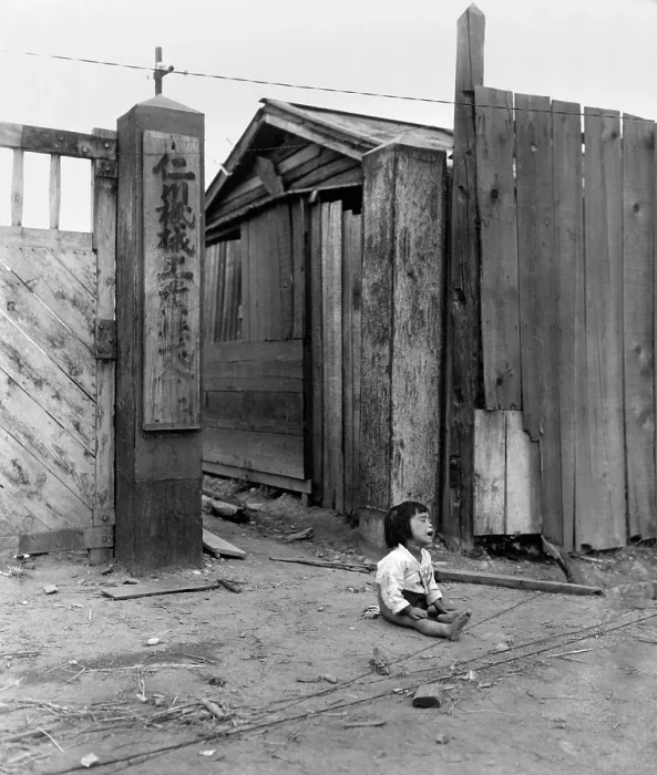 Framed Print : South Korean child sits alone in the street in Inchon, Korea, the day the U.S. Marines occupied the port city. Sept. 17, 1950 Framed Print : South Korean child sits alone in the street in Inchon, Korea, the day the U.S. Marines occupied the port city. Sept. 17, 1950