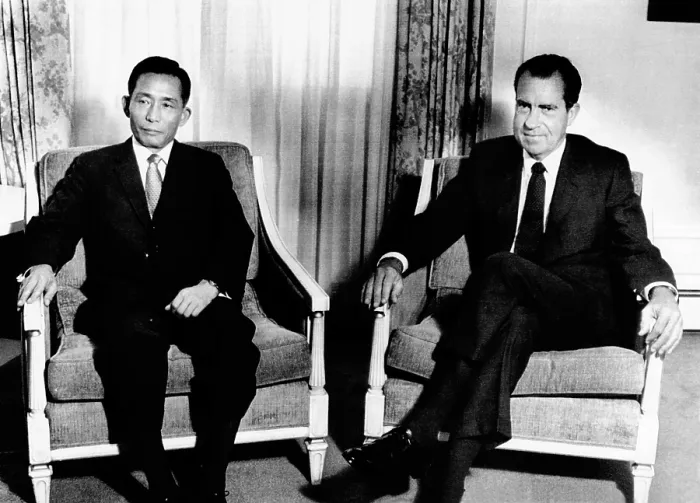 Framed Print : South Korean President Park Chung Hee (left) and President Richard Nixon. They held a two day summit meeting in San Francisco. Aug. 21, 1969