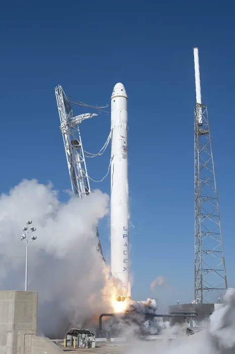 Framed Print : SpaceX's Falcon 9 rocket and Dragon spacecraft lift off from Cape Canaveral Air Force Station