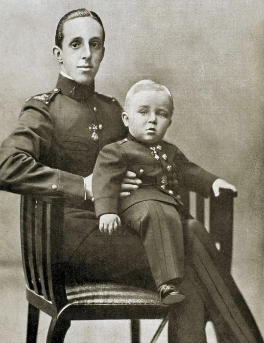 Framed Print : Spain (1908). King Alfonso XIII and the Prince of Asturias. AISA / Everett Collection**US SALES ONLY**