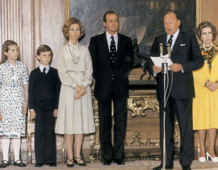 Framed Print : Spain (1977). Don Juan de Borbn cedes his dynastic rights to his son Juan Carlos I Framed Print : Spain (1977). Don Juan de Borbn cedes his dynastic rights to his son Juan Carlos I