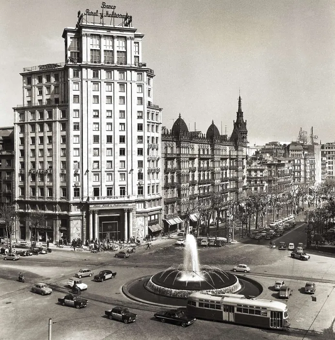 Framed Print : Spain (20th c.). Franco's dictatorship. Barcelona. Monumental fountain in Paseo de Gracia-Gran Va crossroads. AISA / Everett Collection**US SALES ONLY**