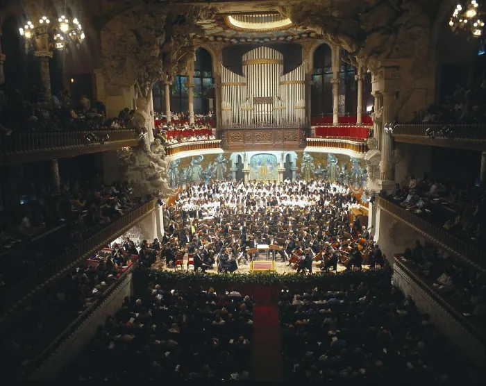 Framed Print : SPAIN. Barcelona. Palace of Catalan Music. Symphonic coral concert by the Orquestra Ciutat de Barcelona i Nacional de Catalunya (OCBN) and the Orfe Catal. Architecture
