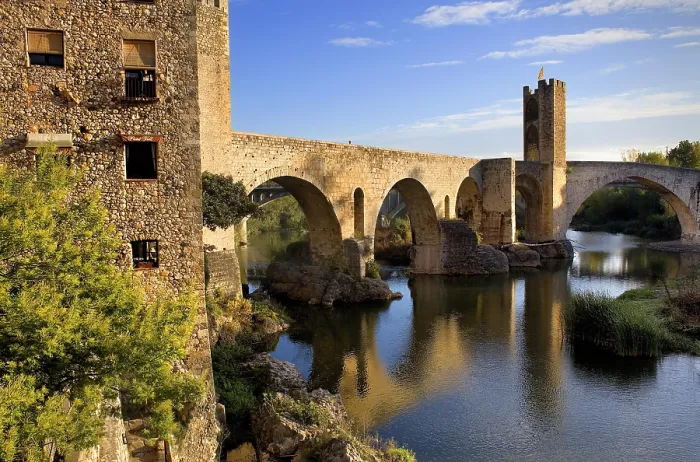 Framed Print : SPAIN. Besalu. Romanesque bridge over the Fluvi river. Romanesque art. - Lucas Vallecillos / Iberfoto / Everett Collection (223498)**US SALES ONLY** Framed Print : SPAIN. Besalu. Romanesque bridge over the Fluvi river. Romanesque art. - Lucas Vallecillos / Iberfoto / Everett Collection (223498)**US SALES ONLY**