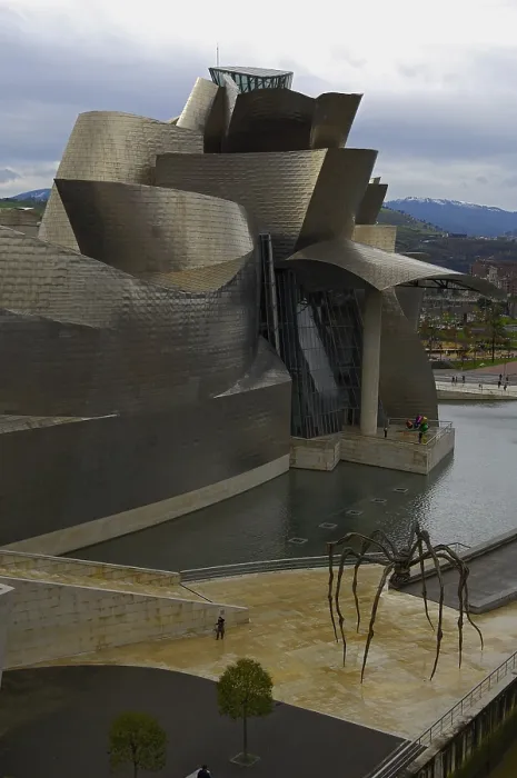 Framed Print : SPAIN. Bilbao. Guggenheim Museum Bilbao. Exterior sight. Architecture. Rafa Prez / AISA / Everett Collection - Image has fine art copyright