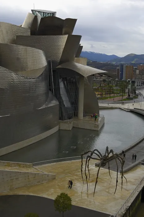 Framed Print : SPAIN. Bilbao. Guggenheim Museum Bilbao. Exterior sight. Rafa Prez / AISA / Everett Collection - Image has fine art copyright