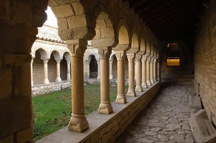 Framed Print : SPAIN. CATALONIA. Castell de Mur. Conca de Tremp. Cloister of the Collegiate Church of Santa Mara de Mur (11th c.). Romanesque art. Architecture