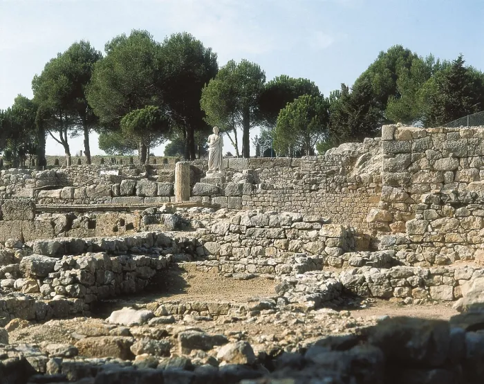 Framed Print : SPAIN. CATALONIA. GERONA. L'Escala. Empries. Greek city or Neapolis. Sacred enclosure of the Temple of Asklepios (2nd c. BC). Greek art. Architecture