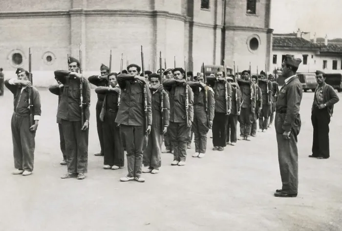 Framed Print : Spain. Civil War (1936-1939). Military training of Republican militians in Cuatro Caminos (Madrid). Private Collection. AISA / Everett Collection**US SALES ONLY**