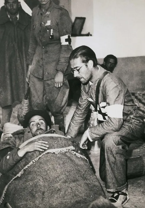 Framed Print : Spain. Civil War (1936-1939). Wounded soldier of the national forces. AISA / Everett Collection**US SALES ONLY** Framed Print : Spain. Civil War (1936-1939). Wounded soldier of the national forces. AISA / Everett Collection**US SALES ONLY**