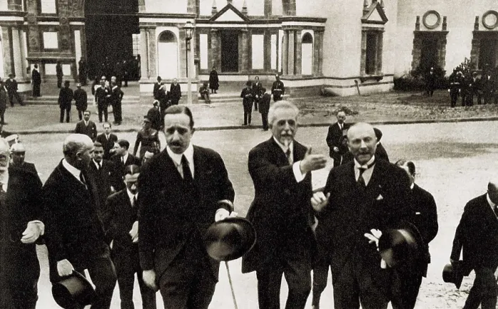 Framed Print : Spain. Dictatorship of Primo de Rivera. King Alfonso XIII at the opening of the Barcelona Universal Exhibition (June 1929). AISA / Everett Collection**US SALES ONLY**