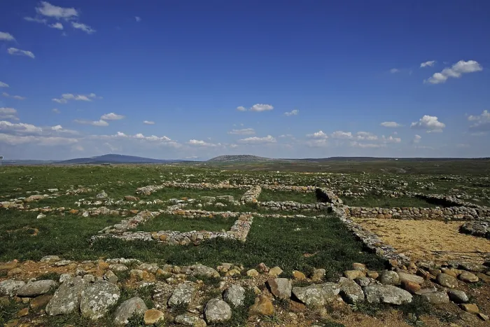Framed Print : SPAIN. Garray. View of the Celtiberian-Roman archaeological site. - Cardinalia / Iberfoto / Everett Collection (286069)**US SALES ONLY**