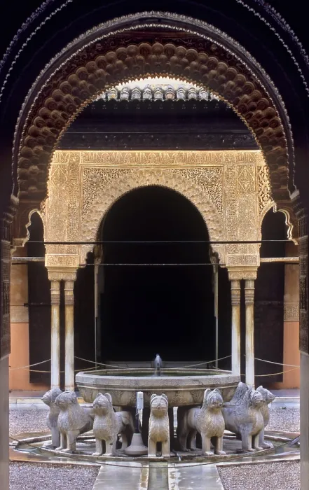 Framed Print : SPAIN. Granada. Alhambra. Alhambra, Nazari Palace. Court of the Lions, build in 1377 by Mohamed V. View of the fountain. Hispano-Moresque art. Nasrid dynasty Framed Print : SPAIN. Granada. Alhambra. Alhambra, Nazari Palace. Court of the Lions, build in 1377 by Mohamed V. View of the fountain. Hispano-Moresque art. Nasrid dynasty