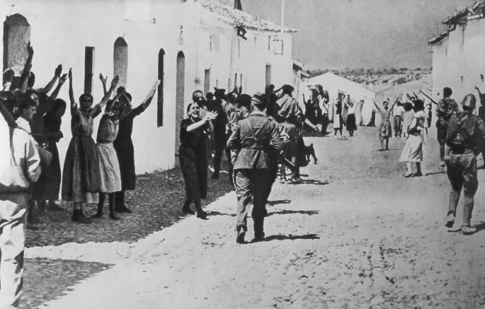 Framed Print : SPAIN. Guadalajara. Spanish Civil War 1936-1939). Arrest of a revolted officer in Guadalajara (July 1936). AISA / Everett Collection**US SALES ONLY**
