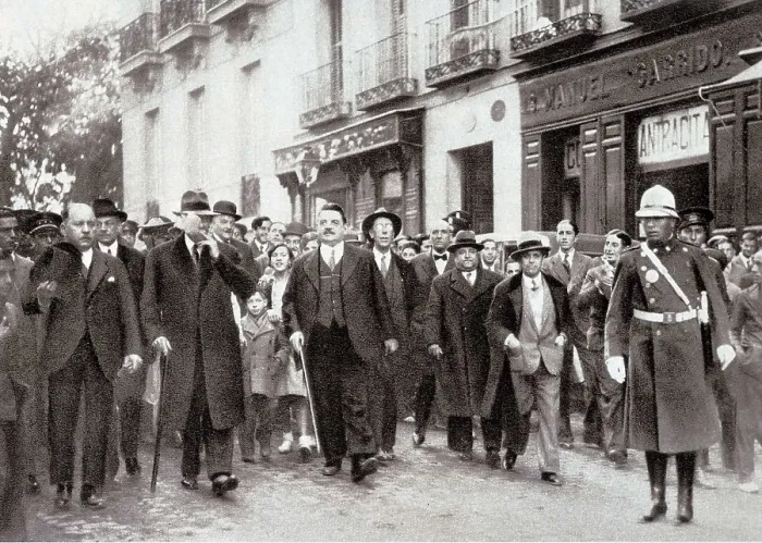 Framed Print : SPAIN. Madrid. Espaa. Segunda Repblica (1931-1936). Visita de Edouard Herriot a Madrid (1932). AISA / Everett Collection**US SALES ONLY**
