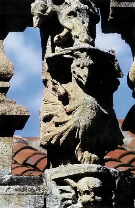 Framed Print : SPAIN. Salamanca. Escuelas Menores (Minor Schools). Sculptural detail of the upper ballustrade of the cloister. Baroque art. Sculpture. AISA / Everett Collection**US SALES ONLY**