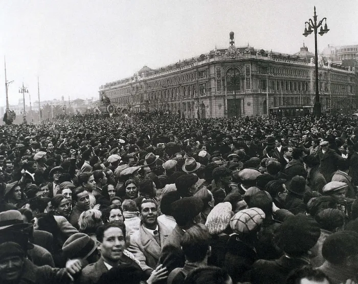 Framed Print : Spain. Second Republic. Popular demonstration in Madrid after the triumph in the elections of the Frente Popular (Popular Front) (February 1936)
