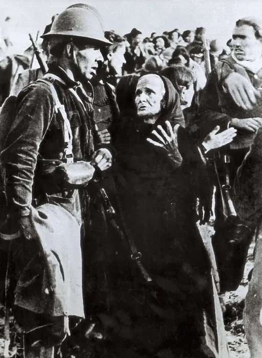 Framed Print : Spanish Civil War (1936-1939). Exiles in France. UNITED STATES OF AMERICA. Waltham. Brandeis University Libraries. AISA / Everett Collection**US SALES ONLY**