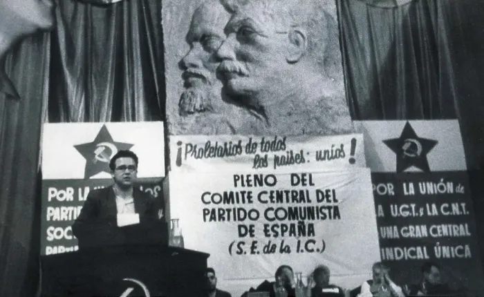 Framed Print : Spanish Civil War (1936-1939). Santiago Carrillo in a meeting in the Central Committe of the Communist Party. SPAIN. Salamanca. Archivo Histrico Nacional Framed Print : Spanish Civil War (1936-1939). Santiago Carrillo in a meeting in the Central Committe of the Communist Party. SPAIN. Salamanca. Archivo Histrico Nacional