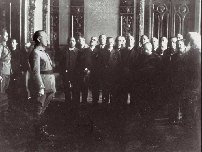 Framed Print : Spanish Civil War. General Cabanellas transferring the power to general Franco in Burgos on 11th October 1936. AISA / Everett Collection**US SALES ONLY** Framed Print : Spanish Civil War. General Cabanellas transferring the power to general Franco in Burgos on 11th October 1936. AISA / Everett Collection**US SALES ONLY**