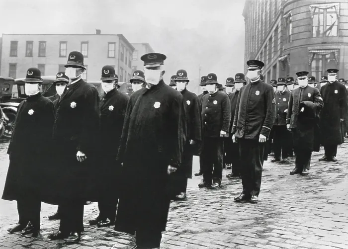 Framed Print : Spanish Flu Epidemic 1918-1919 in America. Policemen in Seattle, Washington, wearing some of the 1700 masks provided by the Red Cross to prevent the spread of influenza. Dec Framed Print : Spanish Flu Epidemic 1918-1919 in America. Policemen in Seattle, Washington, wearing some of the 1700 masks provided by the Red Cross to prevent the spread of influenza. Dec