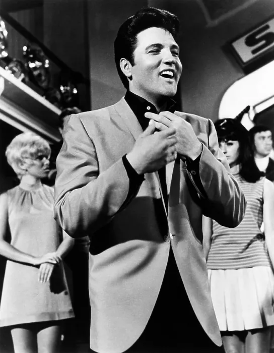 Framed Print : SPEEDWAY, Elvis Presley, 1968 Framed Print : SPEEDWAY, Elvis Presley, 1968