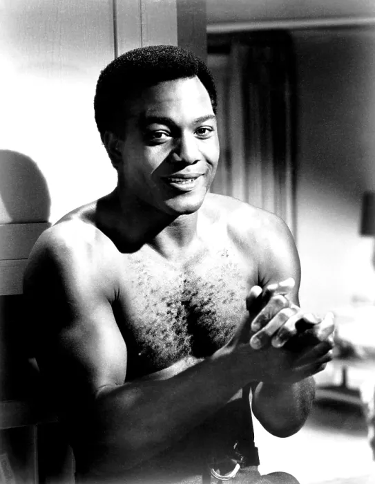 Framed Print : THE SPLIT, Jim Brown, 1968