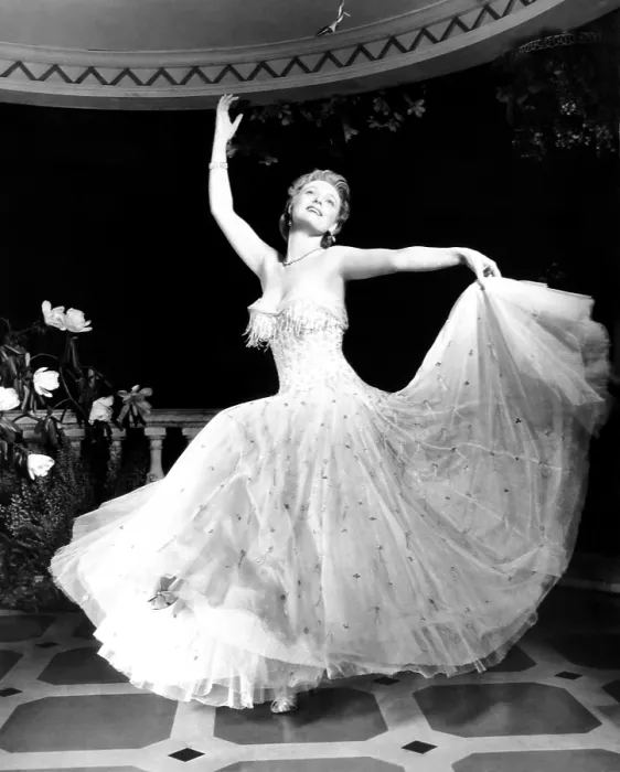 Framed Print : SPRING IN PARK LANE, Anna Neagle, 1948 Framed Print : SPRING IN PARK LANE, Anna Neagle, 1948