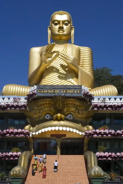 Framed Print : SRI LANKA. Mihintale. Golden Temple. Sitting Buddha. AISA / Everett Collection**US SALES ONLY**