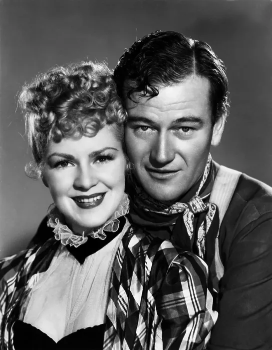 Framed Print : STAGECOACH, from left: Claire Trevor, John Wayne, 1939 stagecoach1939u8-fsct04(stagecoach1939u8-fsct04) Framed Print : STAGECOACH, from left: Claire Trevor, John Wayne, 1939 stagecoach1939u8-fsct04(stagecoach1939u8-fsct04)